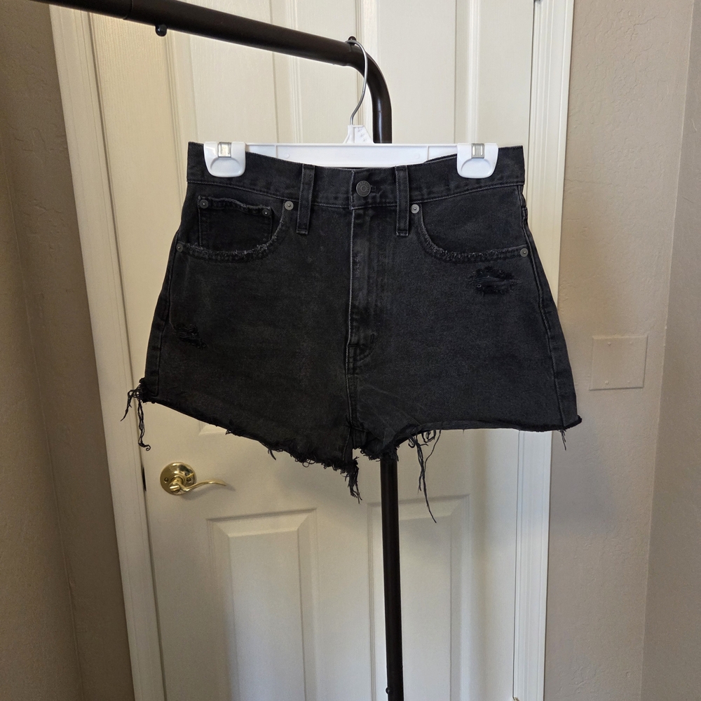Madewell The MomJean Black Raw Hem Jean Shorts - Size 27